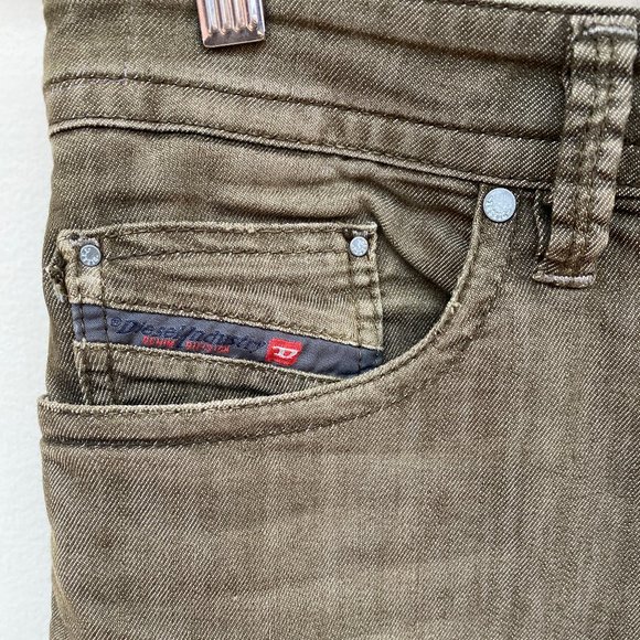 Diesel slim fit olive jeans in Olive - 30 - Picture 2 of 9